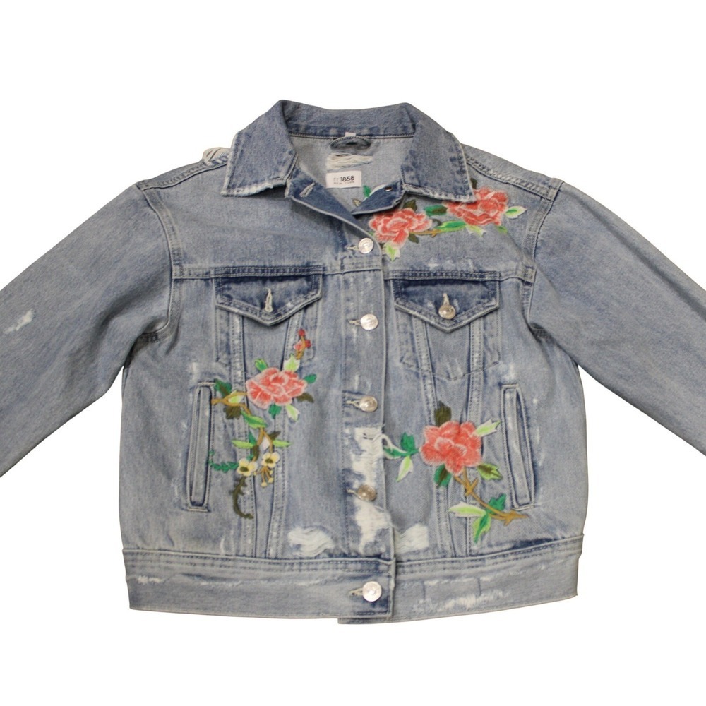 M1858 Logan Floral Embroidered Distressed Denim Jacket Womens Size M Light Wash